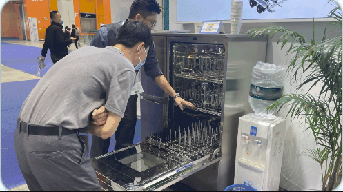 還有不了解實(shí)驗(yàn)室全自動(dòng)洗瓶機(jī)結(jié)構(gòu)和操作的，看這里