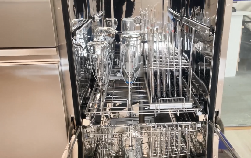 如何選擇適合的石油化工專用清洗機(jī)？